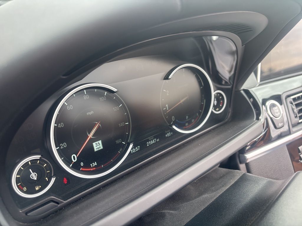 Thumbnail: 2016 BMW 6 Series - 13