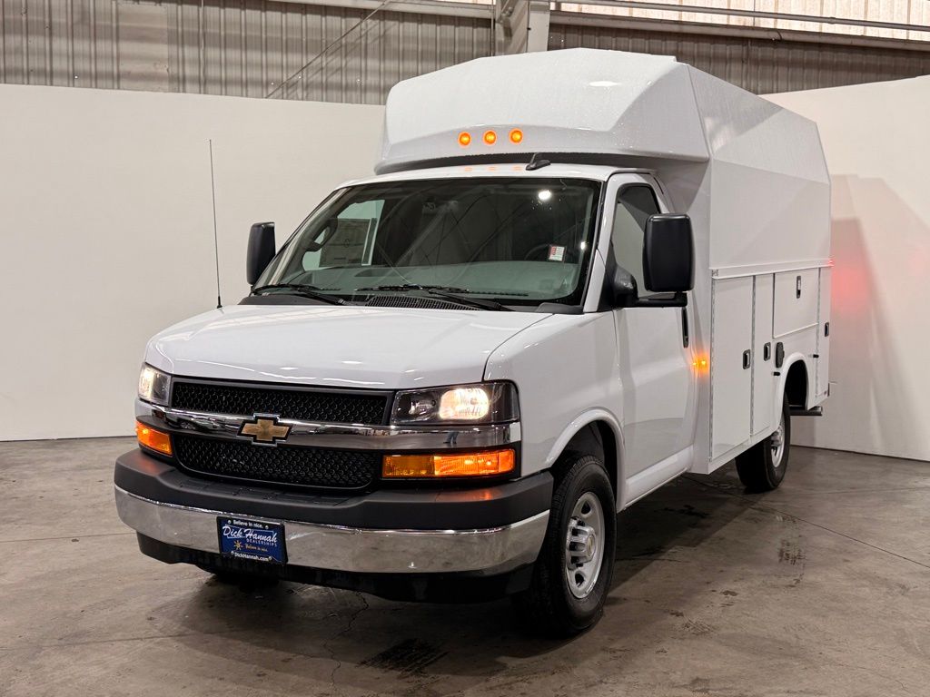 2025 Chevrolet Express 3500 Work Van