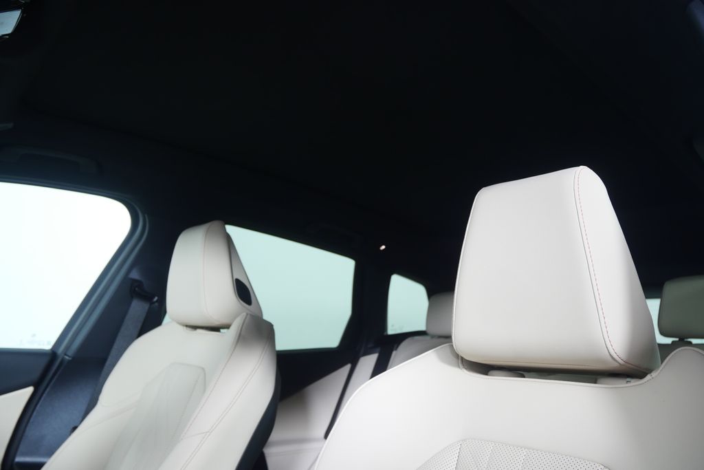 Thumbnail: 2026 BMW X3 - 11