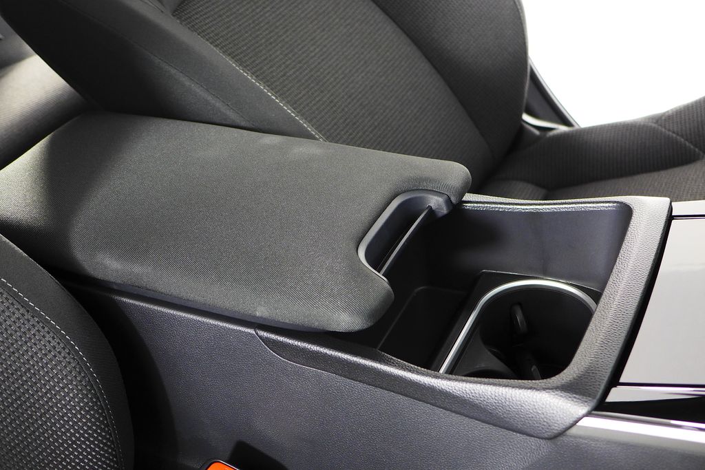 2024 Subaru Solterra Premium 16