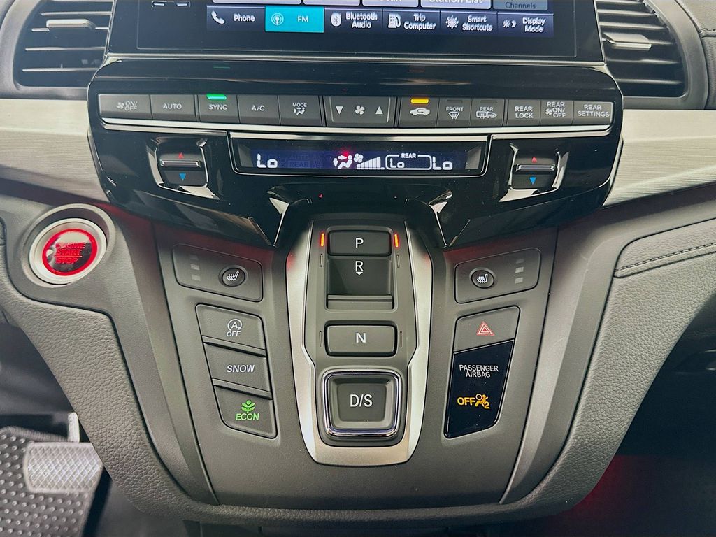 Thumbnail: 2026 Honda Odyssey - 13