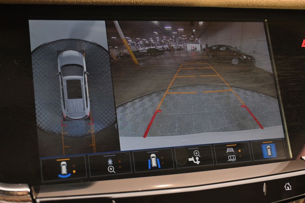 Used 2023 White Cadillac Premium Luxury image 31