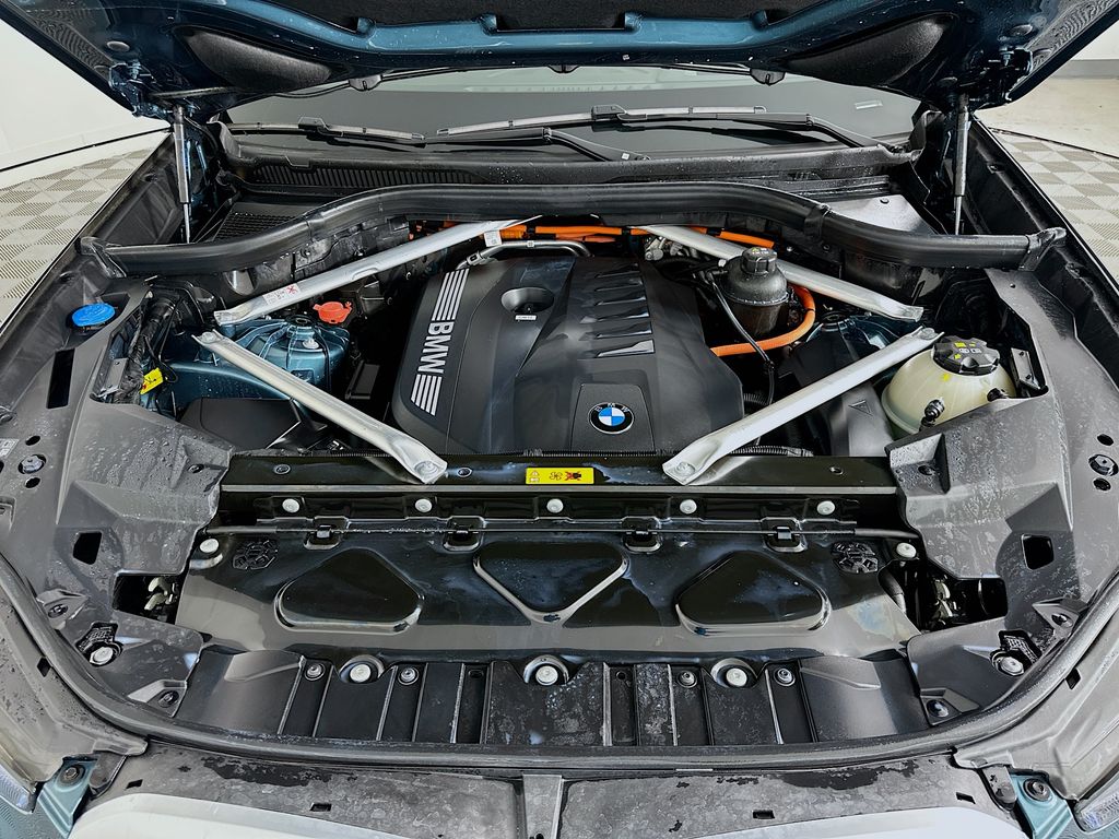 Thumbnail: 2025 BMW X5 - 31