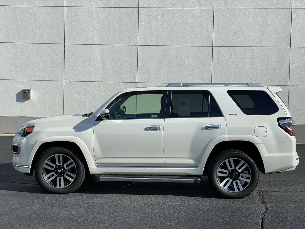 Thumbnail: 2018 Toyota 4Runner - 2