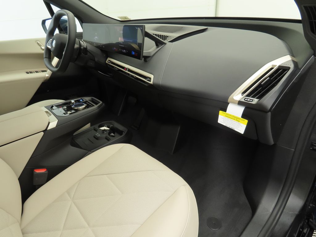 Thumbnail: 2026 BMW iX - 16