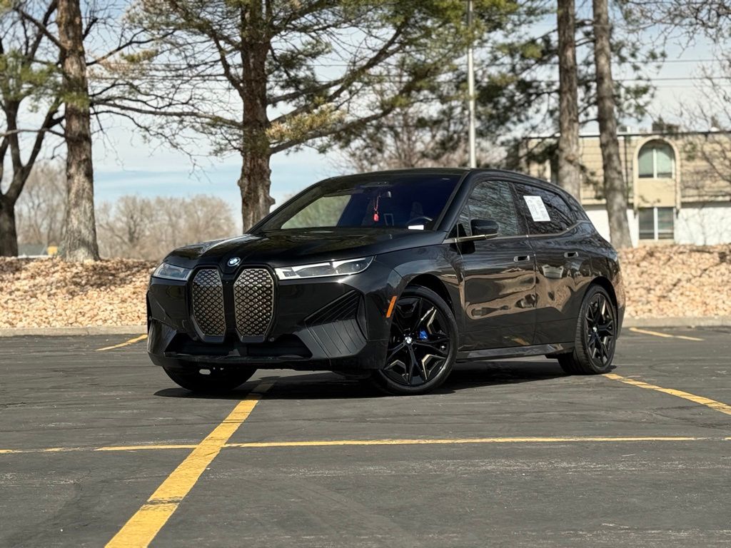 2023 BMW iX M60 AWD