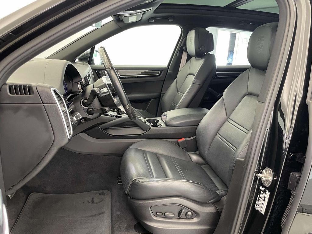 2023 Porsche Cayenne S Platinum Edition Black at Audi Porsche Sewickley
