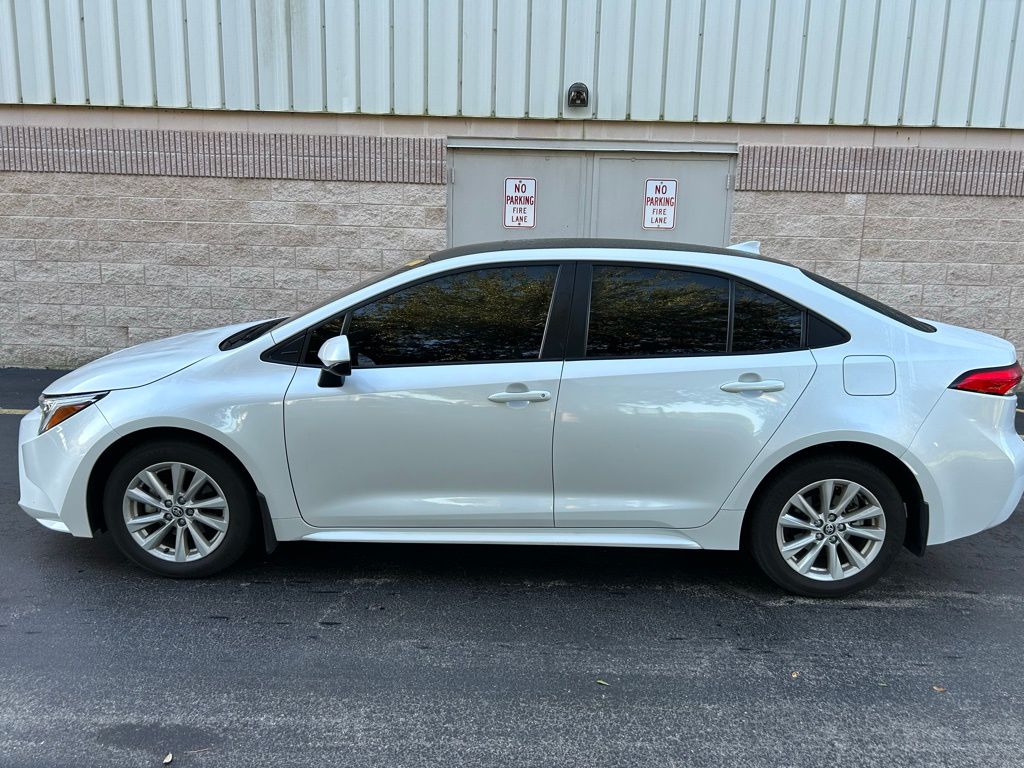 Thumbnail: 2024 Toyota Corolla - 2