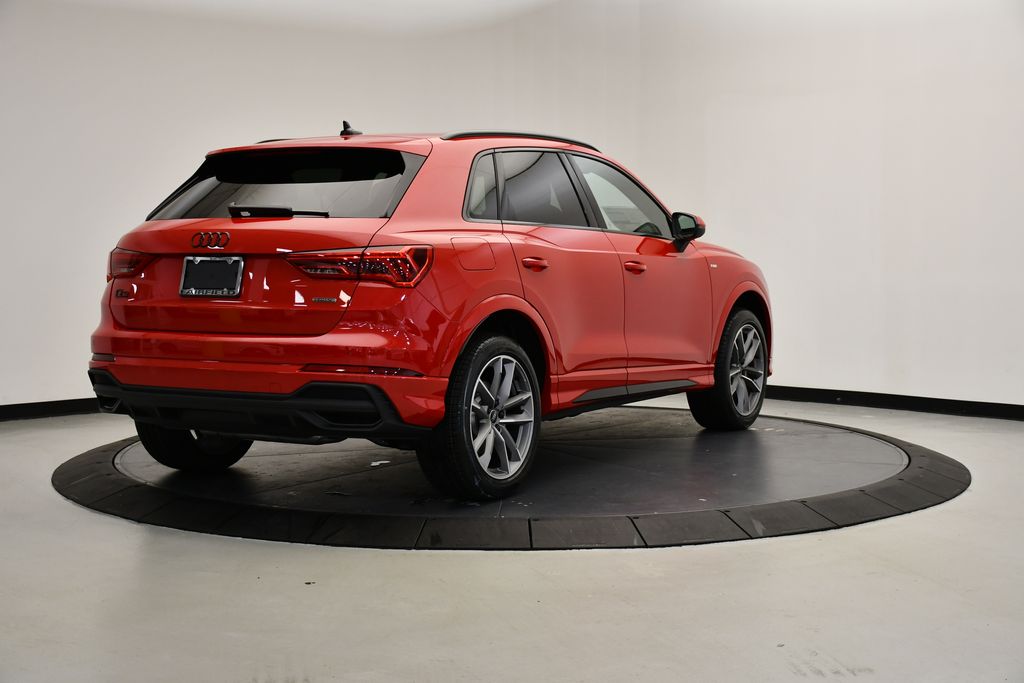 2025 Audi Q3  5