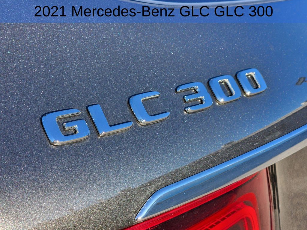 2021 Mercedes-Benz GLC GLC 300 12