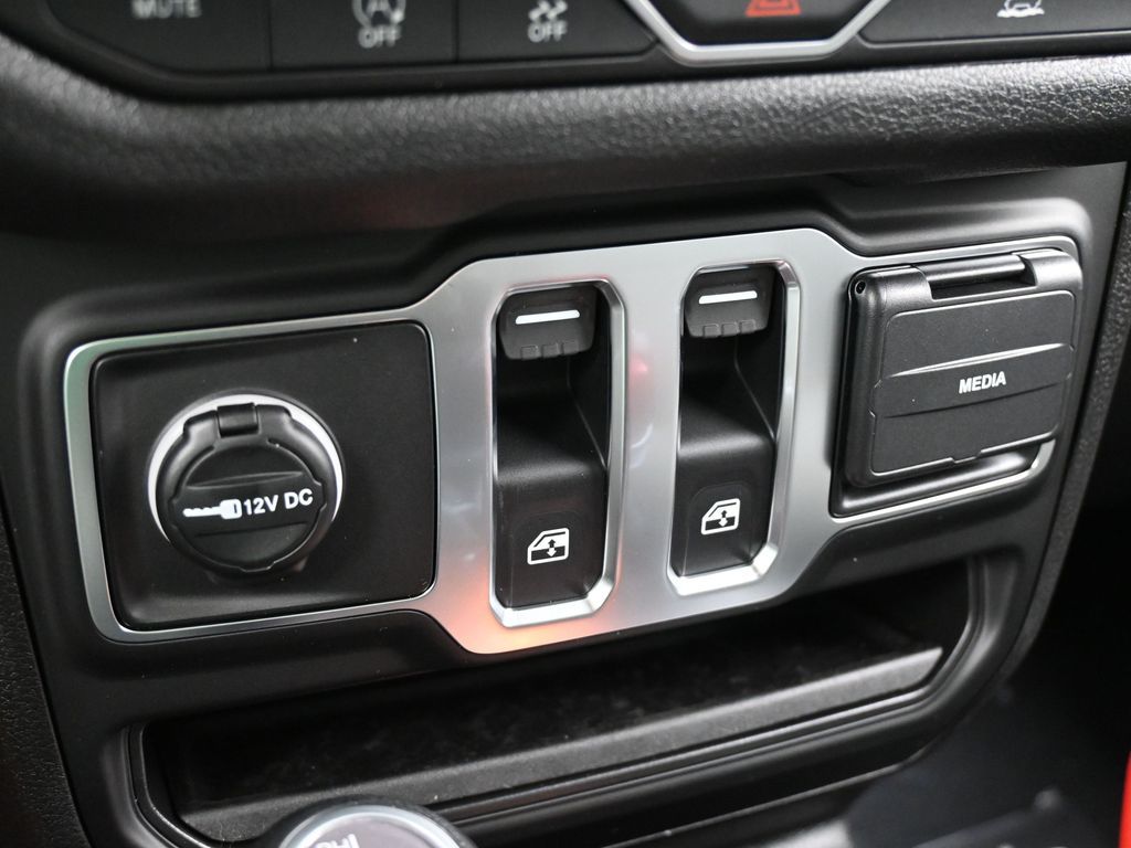 New 2026 bright white clearcoat Jeep Sport image 20