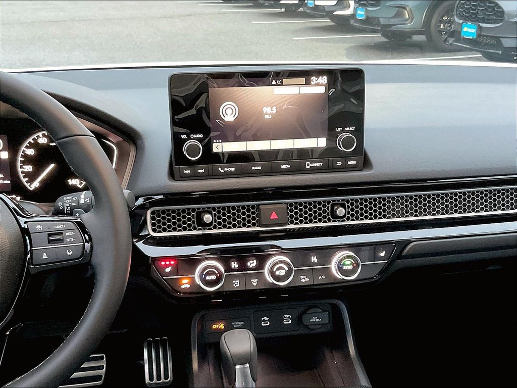 2025 Honda Civic Hybrid — photo 13