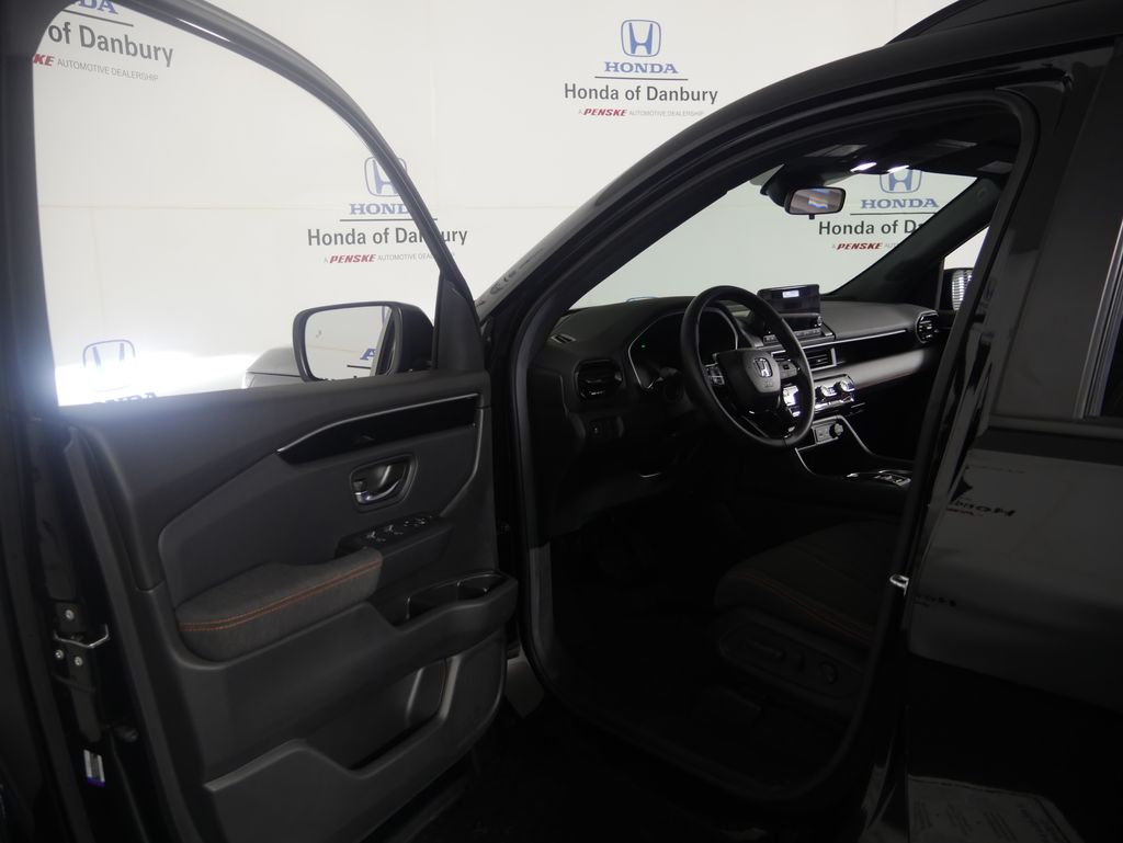 Thumbnail: 2025 Honda Pilot - 11