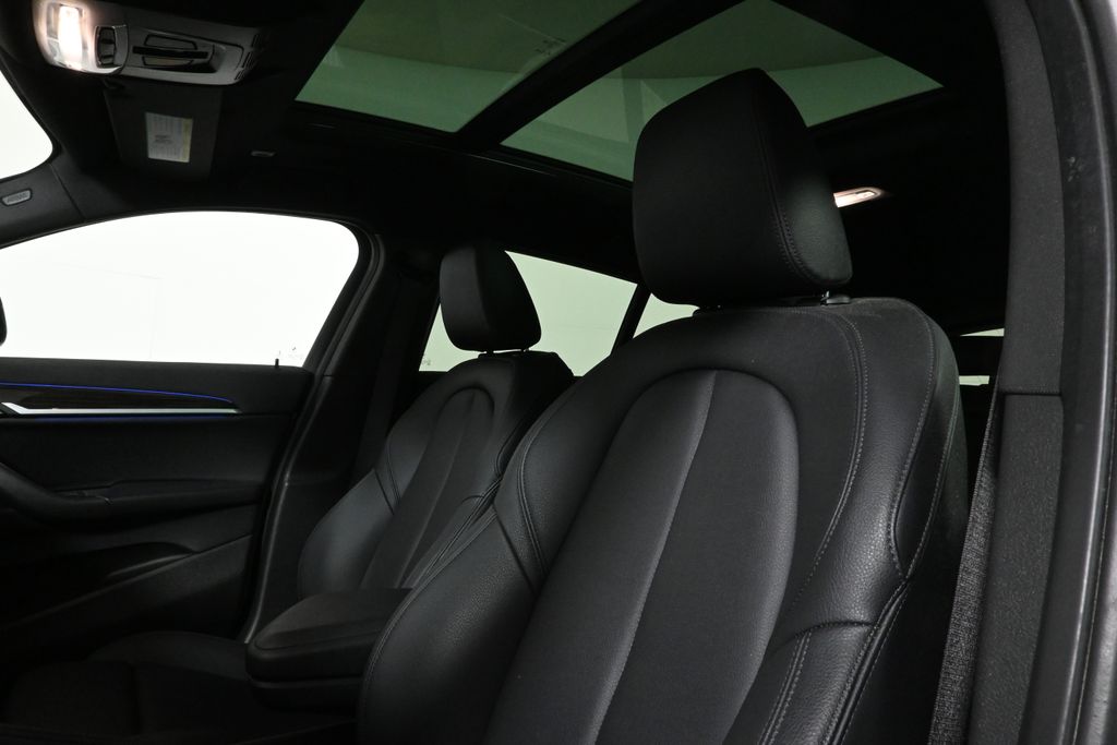 Thumbnail: 2021 BMW X2 - 4