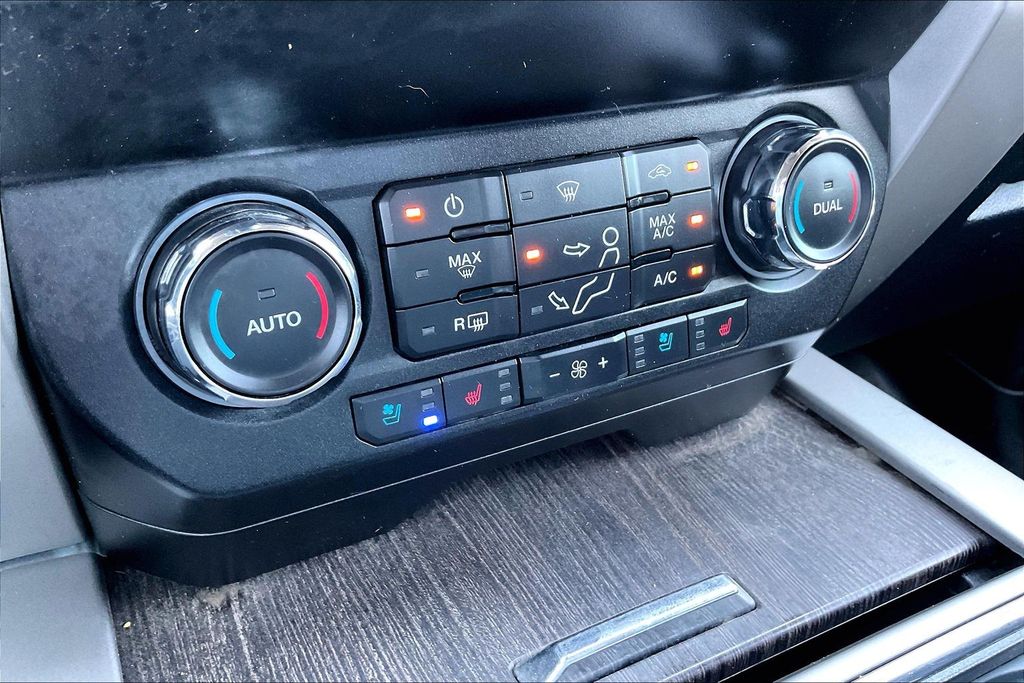 Used 2020 Ford Super Duty F-250 Lariat 4D Crew Cab