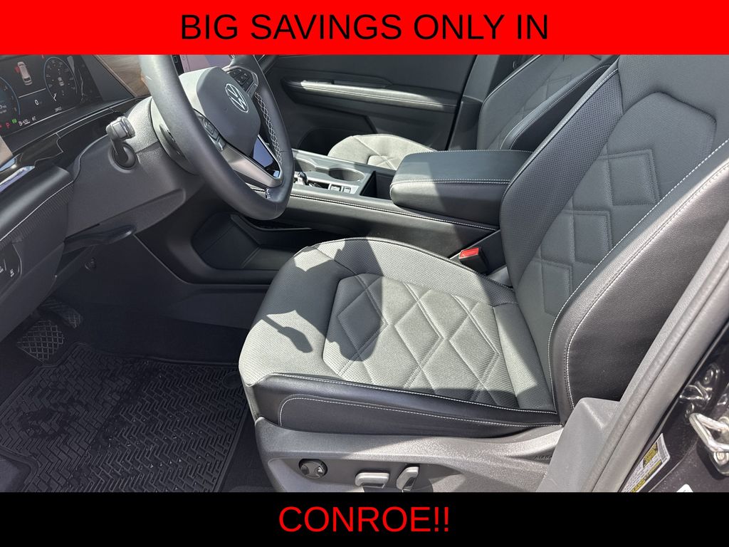 2024 Volkswagen Atlas 2.0T SE Black at DeMontrond Mazda