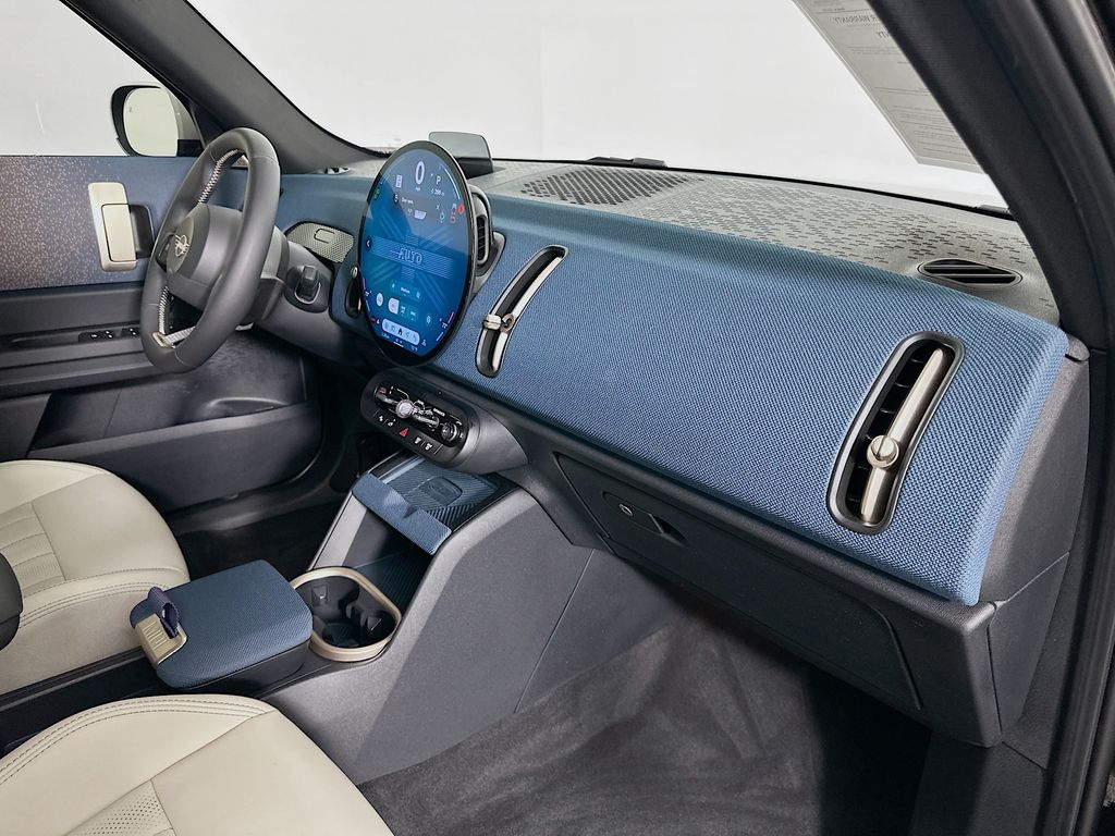 Thumbnail: 2025 MINI Cooper Countryman - 29