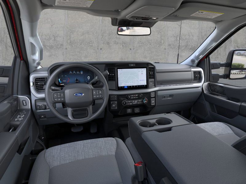 2025 Ford F-350SD XLT