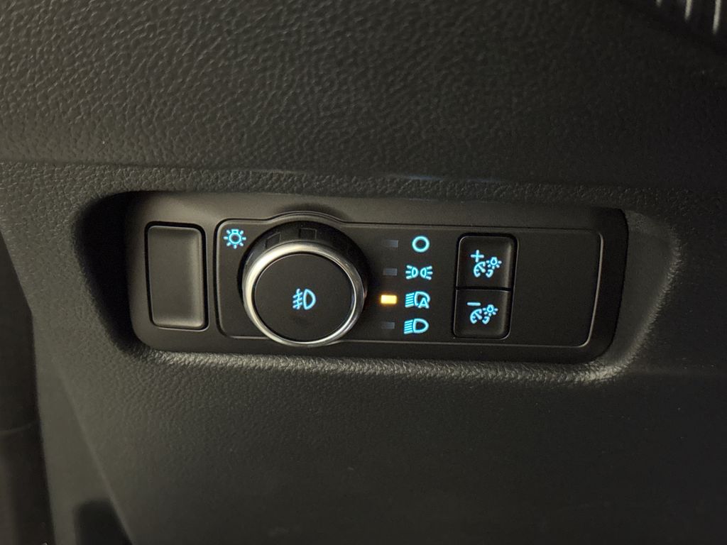 New 2026 White Ford XLT image 28