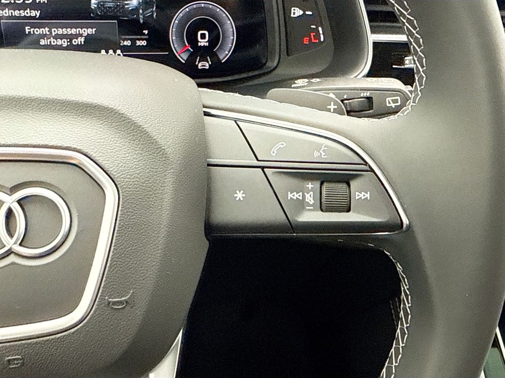 Thumbnail: 2026 Audi Q7 - 13