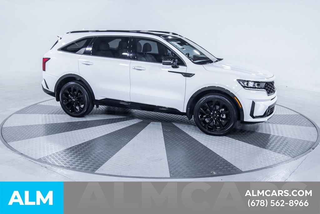 Used 2023 White Kia SX image 13