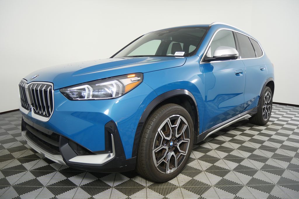 Thumbnail: 2024 BMW X1 - 8