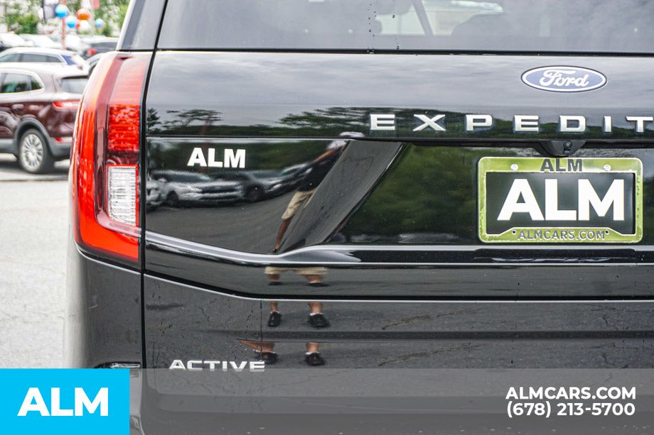 Used 2025 Black Ford Active image 13