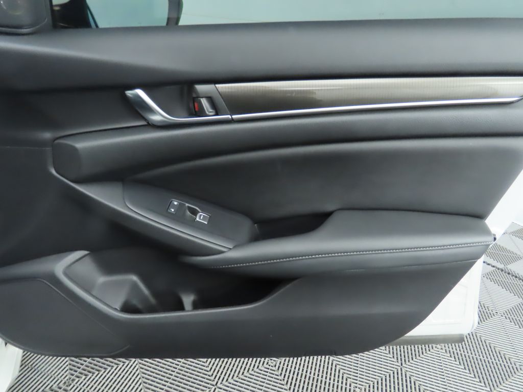 Thumbnail: 2019 Honda Accord - 25