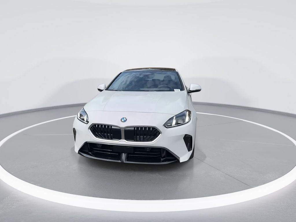 Thumbnail: 2025 BMW 2 Series - 3