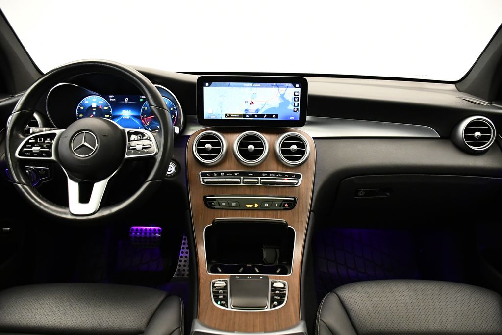 Thumbnail: 2022 Mercedes-Benz GLC - 21