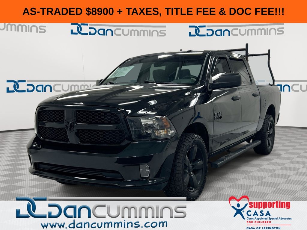 Brilliant Black Crystal Pearlcoat 2016 RAM 1500 Pickup Truck Four-Wheel Drive 8-Speed Automatic