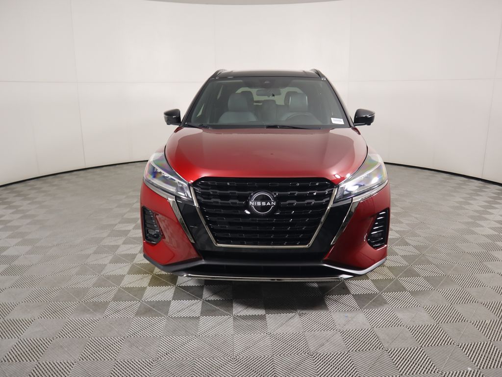 Thumbnail: 2023 Nissan Kicks - 2