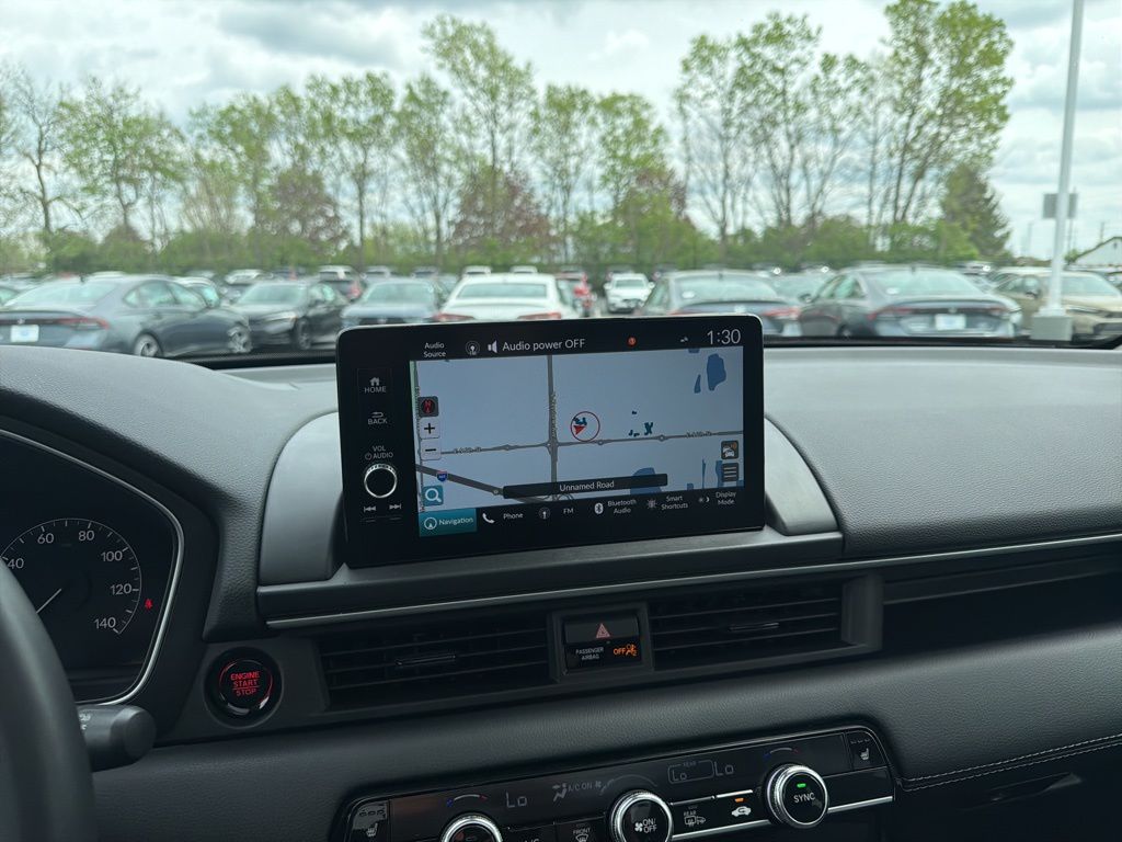 Thumbnail: 2025 Honda Pilot - 15