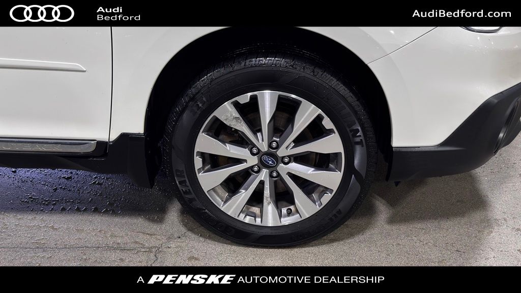 Thumbnail: 2017 Subaru Outback - 9