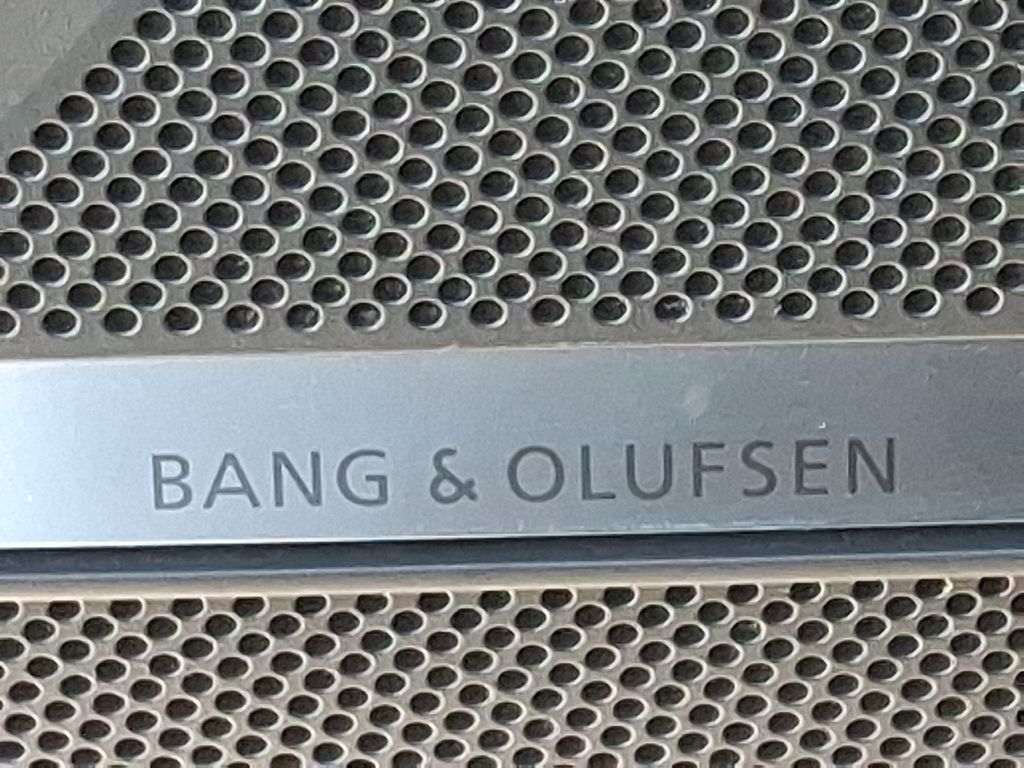 Thumbnail: 2021 Audi S6 - 25