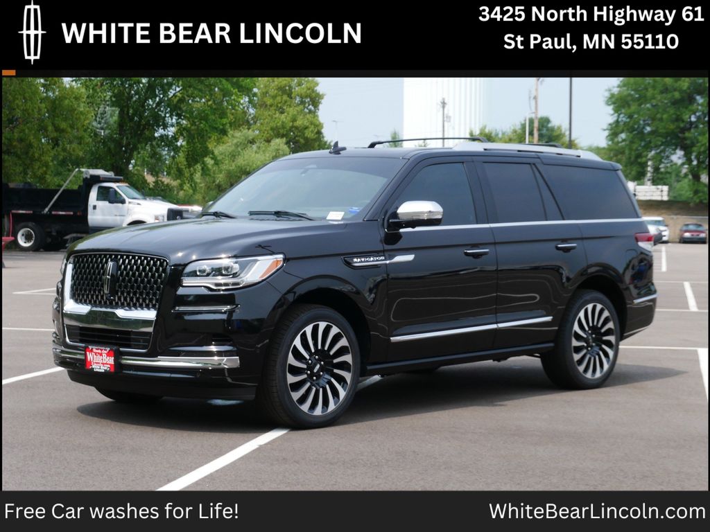 Black Metallic 2024 Lincoln Navigator SUV / Crossover Four-Wheel Drive Automatic