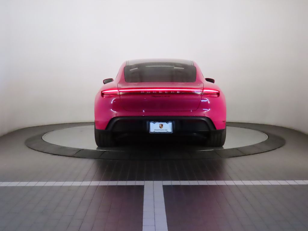 Thumbnail: 2022 Porsche Taycan - 6