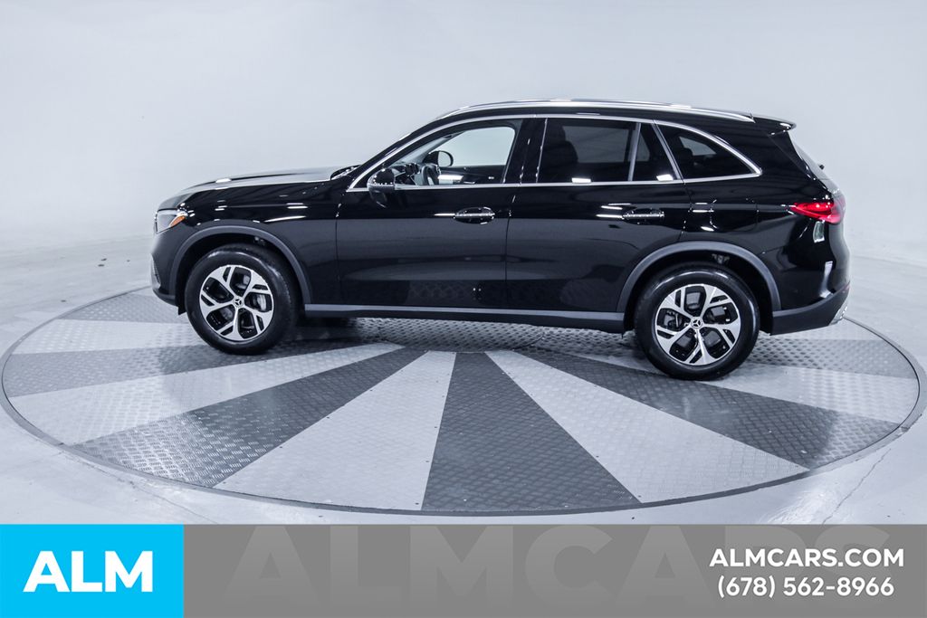 Used 2026 Black Mercedes-Benz GLC 350e image 5