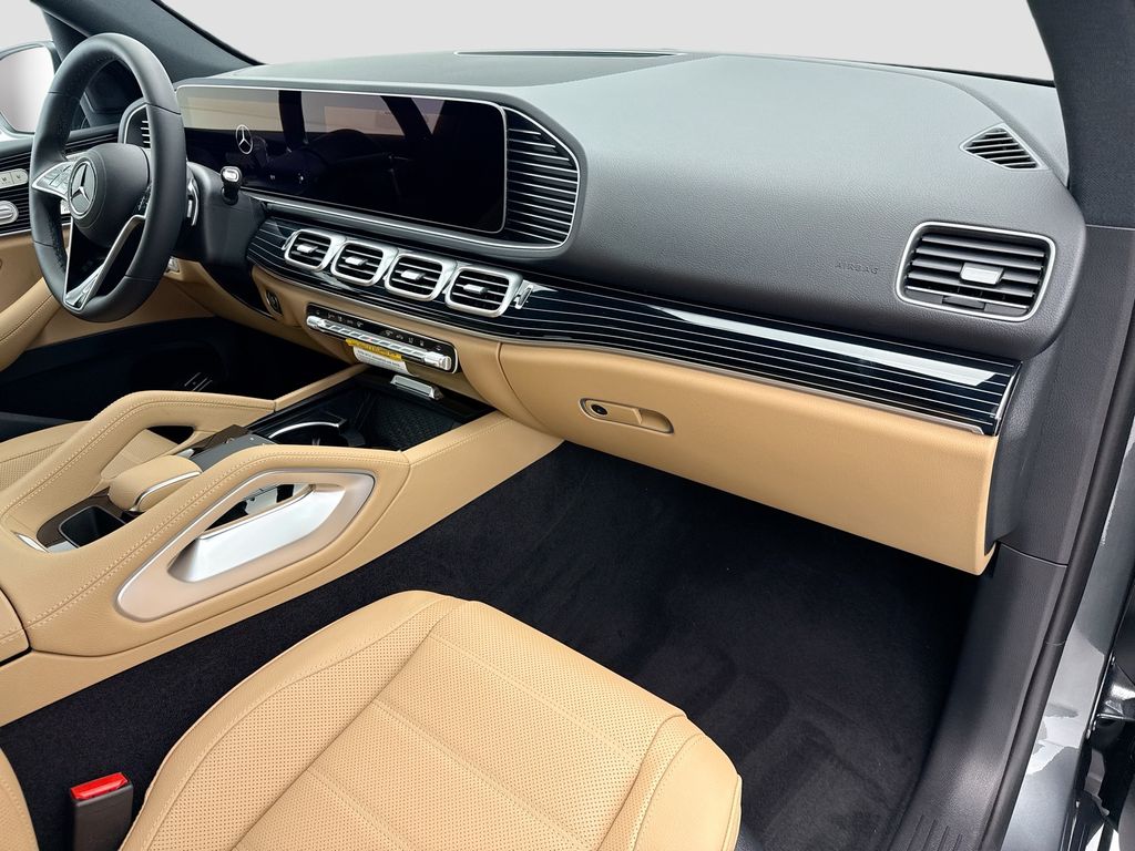 Thumbnail: 2026 Mercedes-Benz GLE - 16