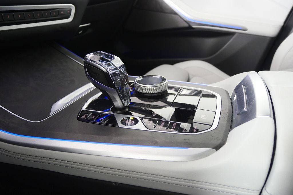 Thumbnail: 2023 BMW X5 - 25