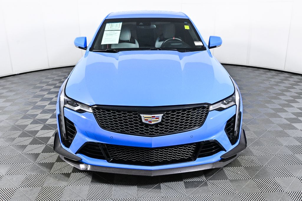 2022 Cadillac CT4 V-Series 2