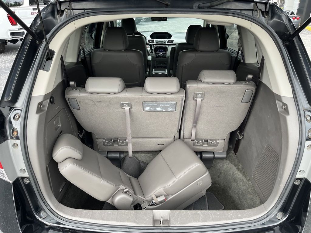 2016 Honda Odyssey Touring Elite 12