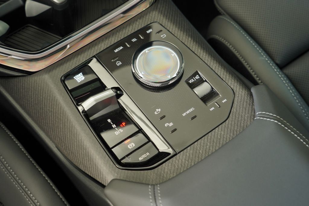 Thumbnail: 2026 BMW X3 - 18