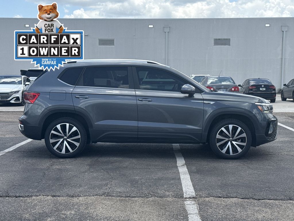 2022 Volkswagen Taos 1.5T SE Gray at DeMontrond Auto Country