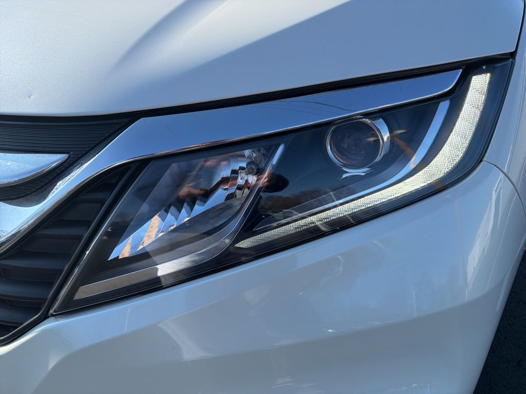 Thumbnail: 2018 Honda Odyssey - 9