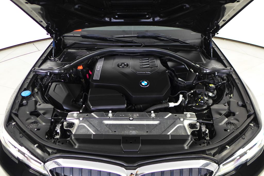 Thumbnail: 2020 BMW 3 Series - 6