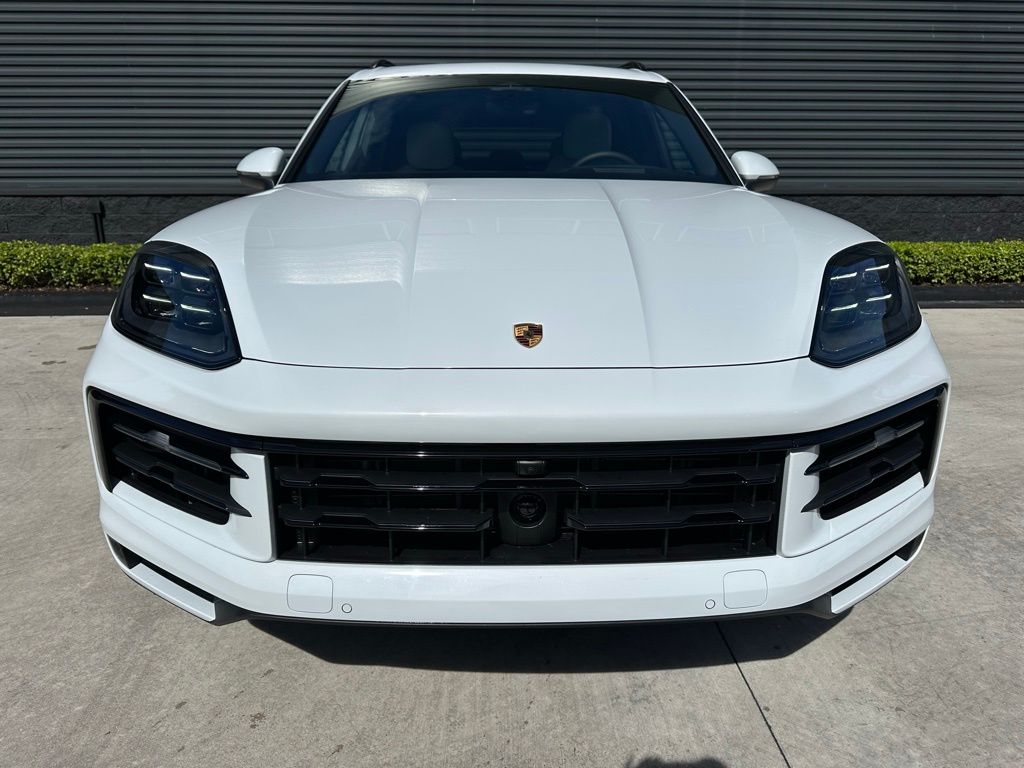 Thumbnail: 2026 Porsche Cayenne - 8