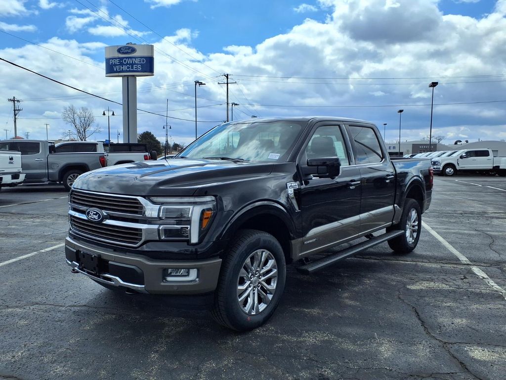 Agate Black Metallic 2026 Ford F-150 King Ranch SuperCrew 4WD Pickup Truck Four-Wheel Drive Automatic