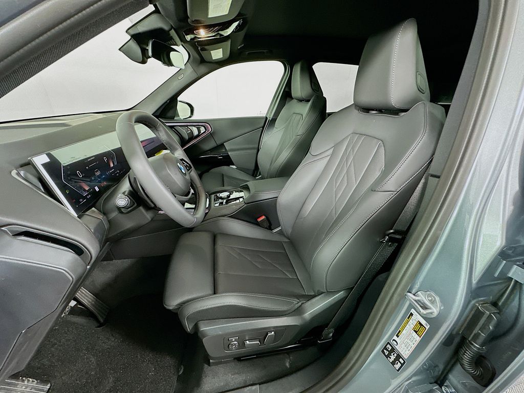 Thumbnail: 2026 BMW X3 - 16