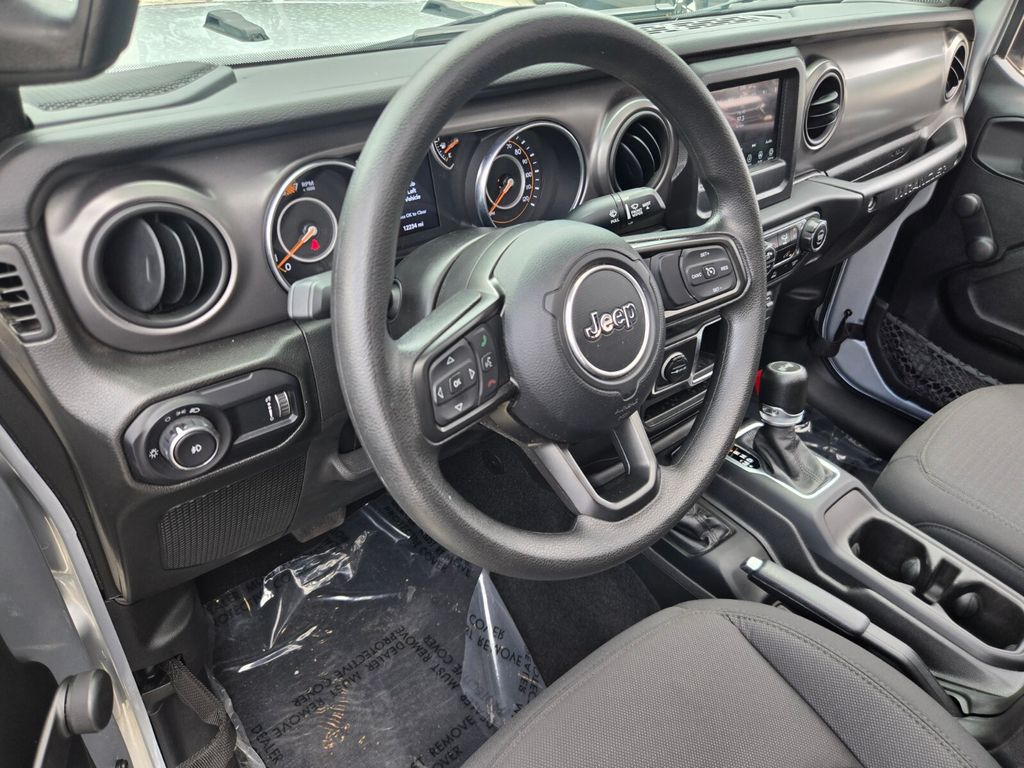 2023 Jeep Wrangler - $27,669
